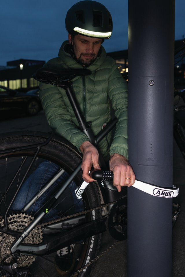 10050670-01
