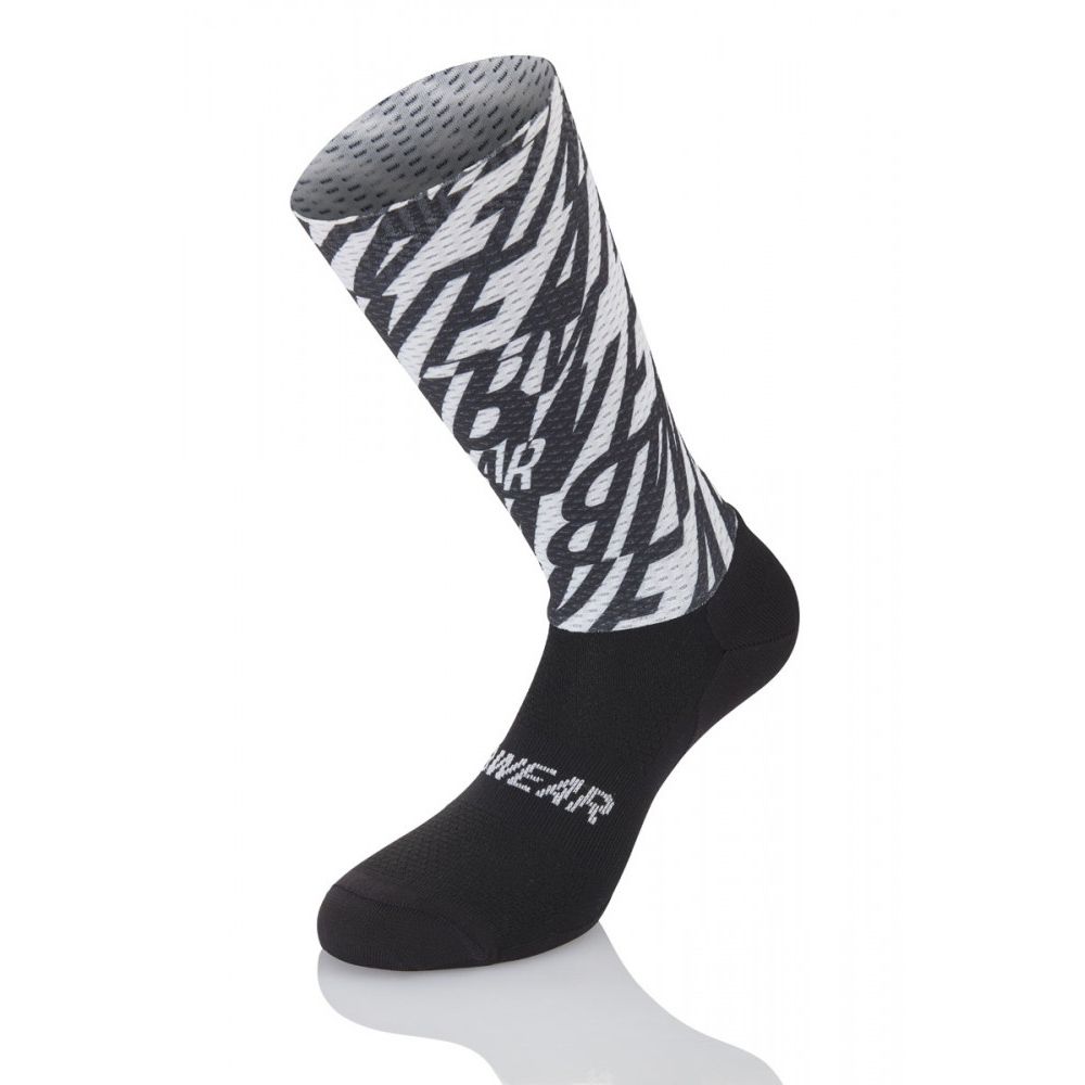 Calcetines Mb Wear Aero Dry H20 Signature Blanco/Negro