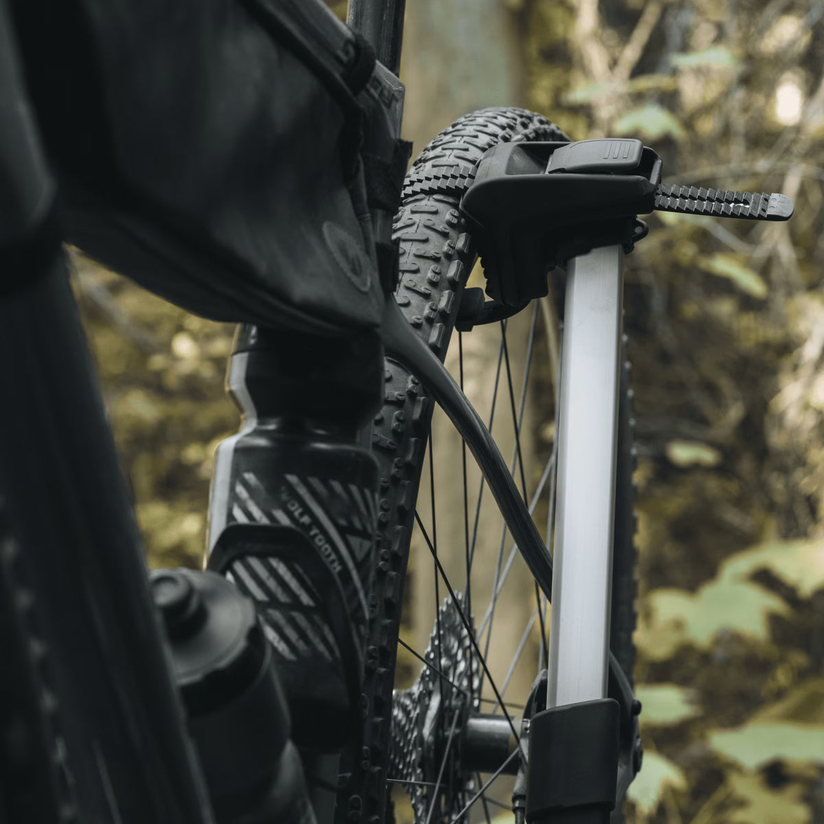 Portabicicletas Bola Thule Epos 3-Bicis 13 Pin #8