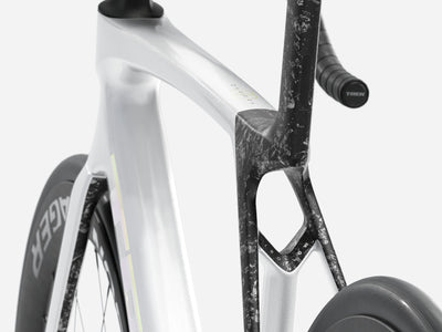 Trek Madone SL 7 Gen 8 2026 Gloss Crystal White/Matte Deep Smoke #4